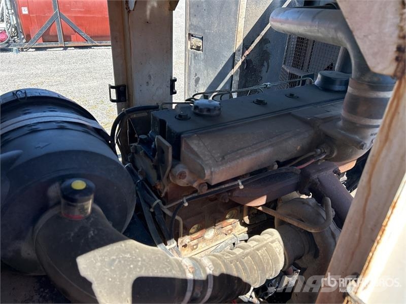 125 kVA Skid-Mounted Generator Set Diesel Generators
