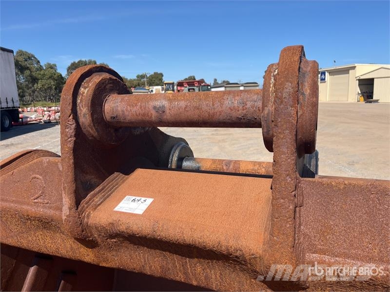  1710 mm Q/C Digging Excavator Bucket Buckets