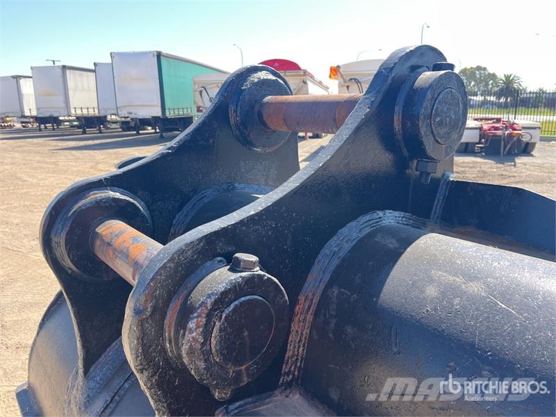  1720 mm Q/C Digging Excavator Bucket Buckets