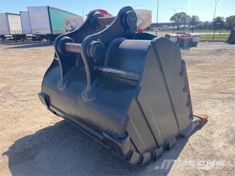  1720 mm Q/C Digging Excavator Bucket Buckets