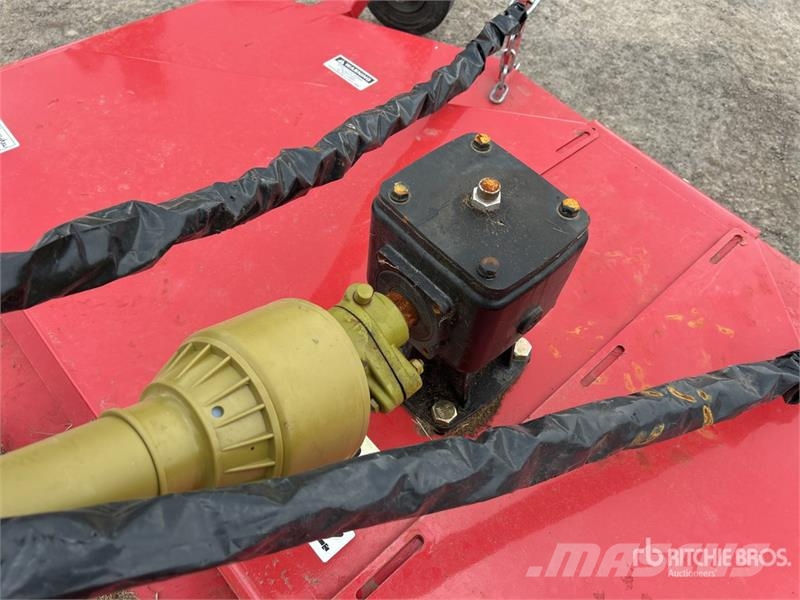  1800 mm 3-Point Hitch Rotary Cutter معدات جز نباتات البطاطس المتيبسة