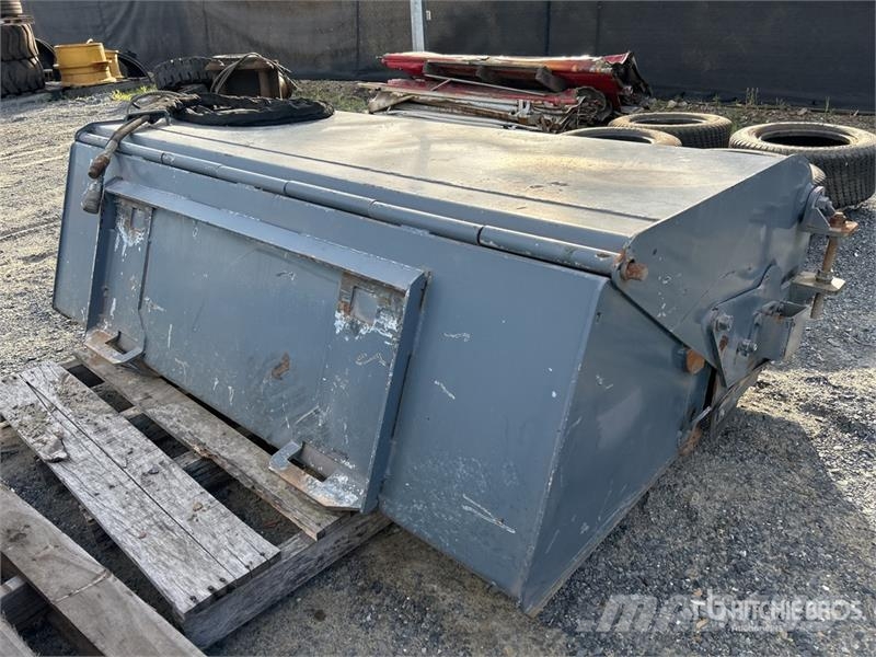 1800 mm Skid Steer Broom Süpürgeler