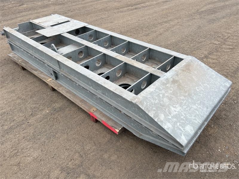 2.65 m Galvanized Trailer Ramps Other components