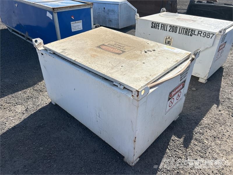  200 L Skid Mounted Steel Diesel Fuel Tank صهاريج الوقود والصهاريج الإضافية