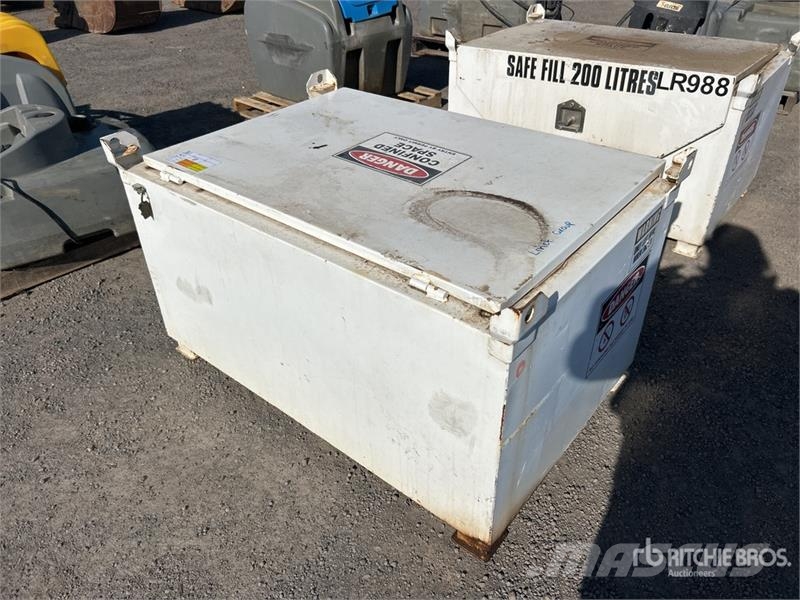  200 L Skid Mounted Steel Diesel Fuel Tank صهاريج الوقود والصهاريج الإضافية