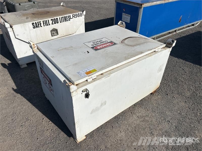  200 L Skid Mounted Steel Diesel Fuel Tank صهاريج الوقود والصهاريج الإضافية
