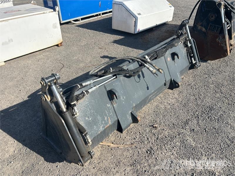  2000 mm General Purpose Ag Tractor Bucket ملحقات أخرى للجرارات