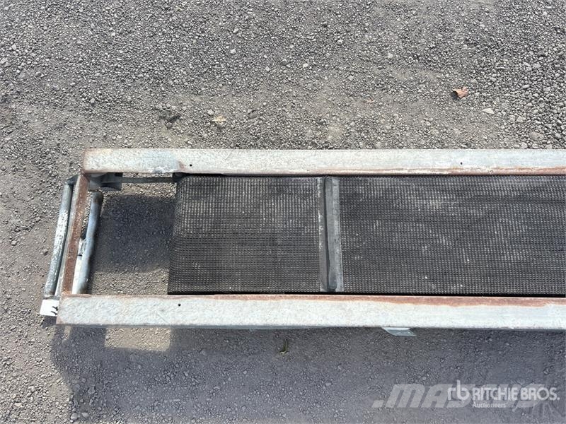  245 mm x 6640 mm Portable Construction Conveyor Be معدات البناء - غير ذلك