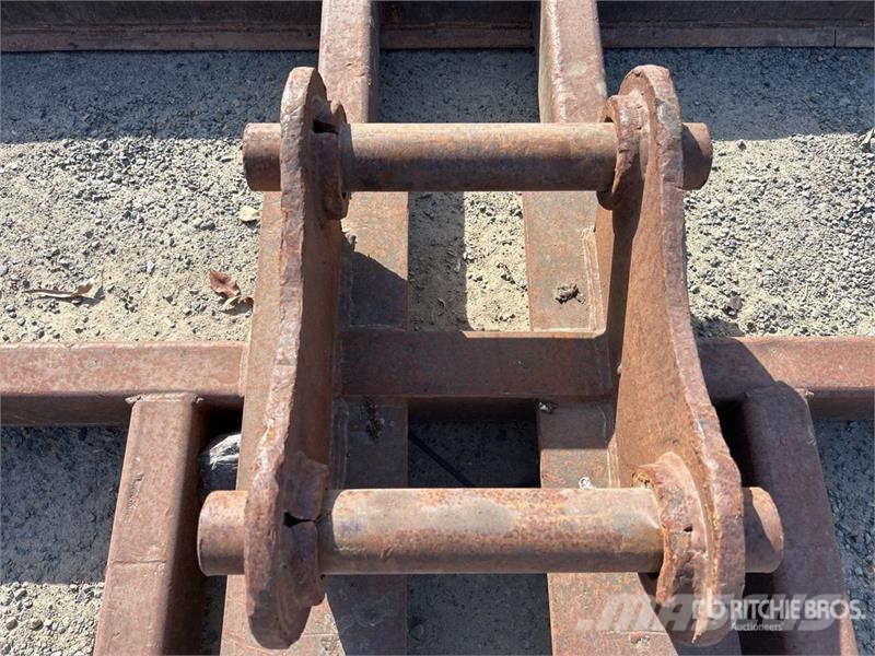 3500 mm Q/C Spreader Bar - Fits Case CX135 Other components