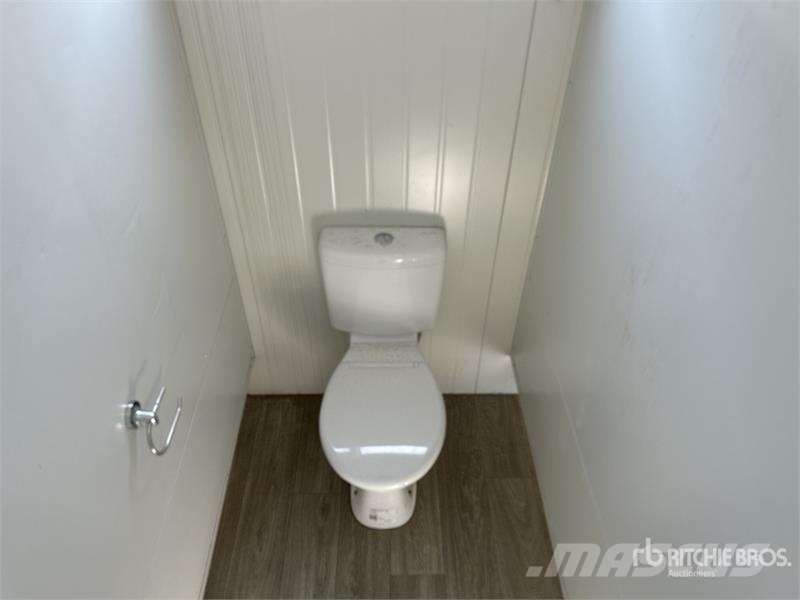  4.8 m x 3 m Skid-Mounted Portable Toilet Other components