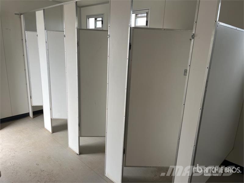 4.8 m x 3 m Skid-Mounted Portable Toilet Drugi deli