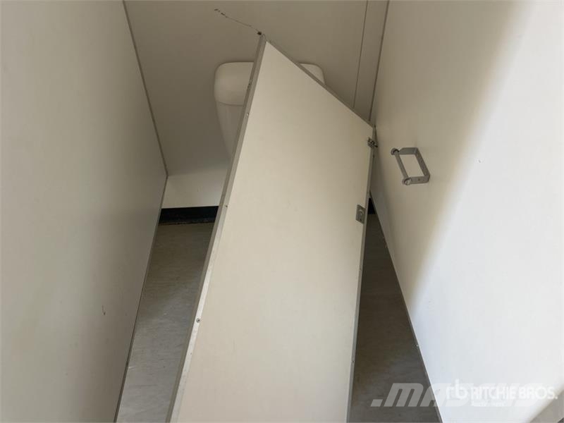  4.8 m x 3 m Skid-Mounted Portable Toilet Other components