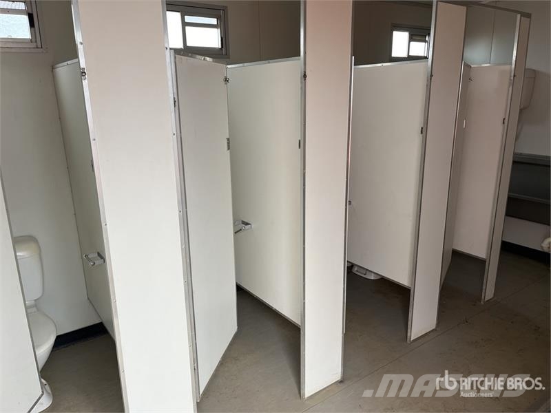 4.8 m x 3 m Skid-Mounted Portable Toilet Drugi deli