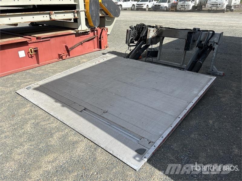 6.8 m Refrigerated Truck Body Ďalšie komponenty