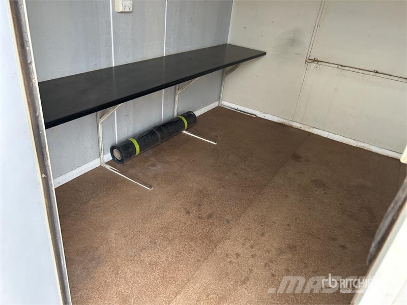 6 m x 3.1 m Skid-Mounted Office Citas piekabes
