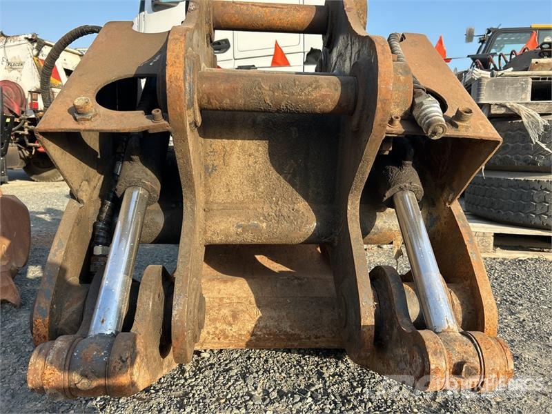  800 mm Q/C Hydraulic Excavator Grapple - Fits Case خطاطيف