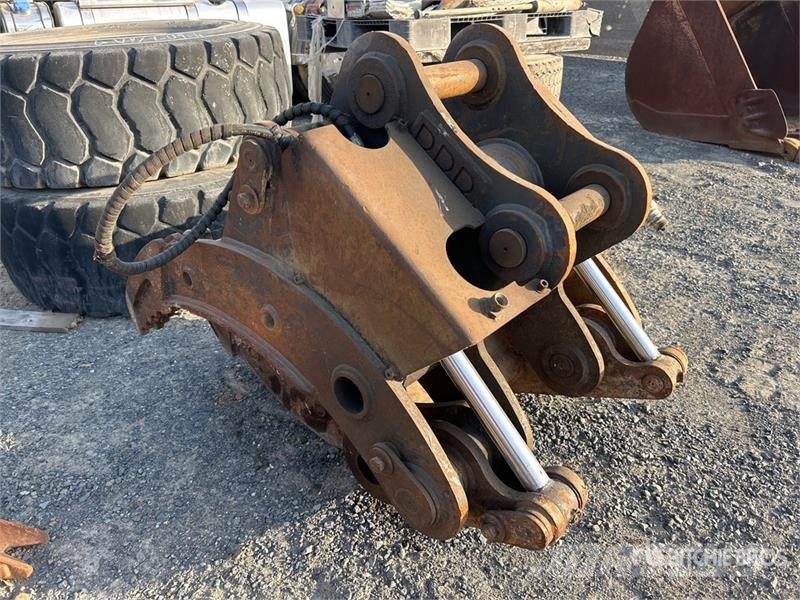  800 mm Q/C Hydraulic Excavator Grapple - Fits Case خطاطيف