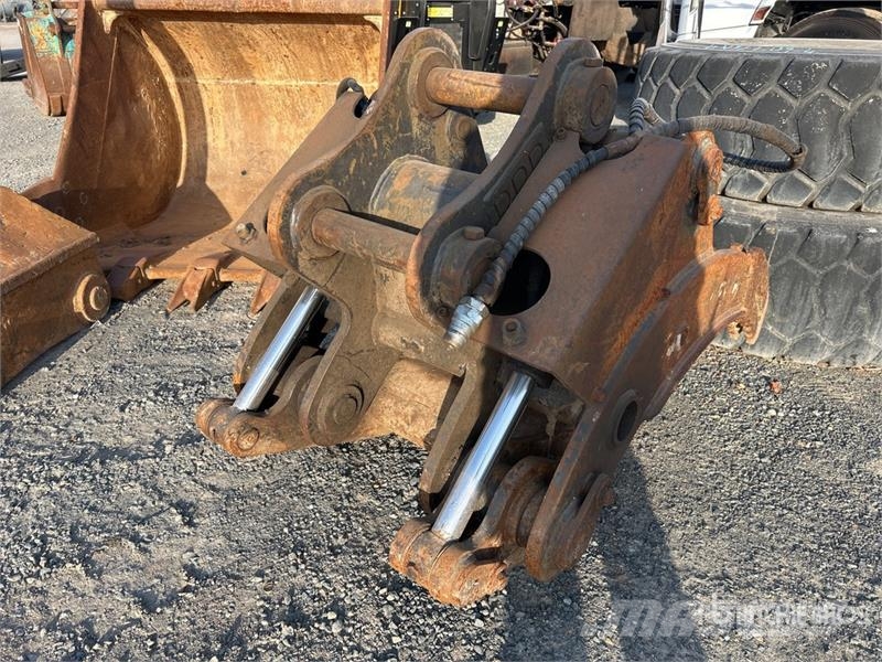  800 mm Q/C Hydraulic Excavator Grapple - Fits Case خطاطيف