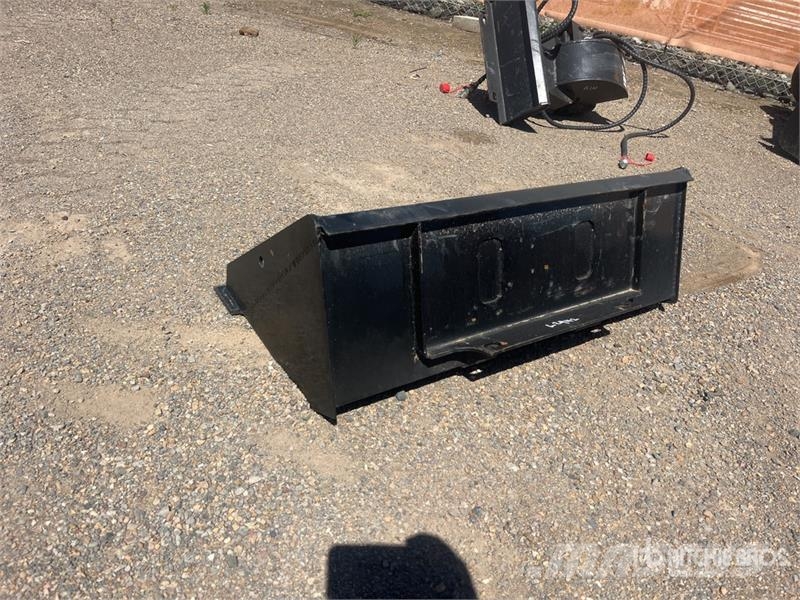  960 mm General Purpose Mini Skid Steer Bucket (Unu دلاء