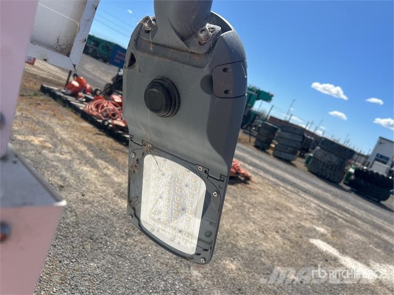  Activ TL50 Solar Light Tower Light towers