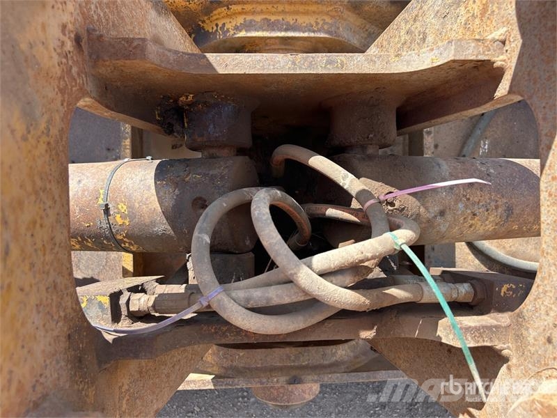 AE 1800 mm Q/C Hydraulic Tilting Excavator Bucket Кофи