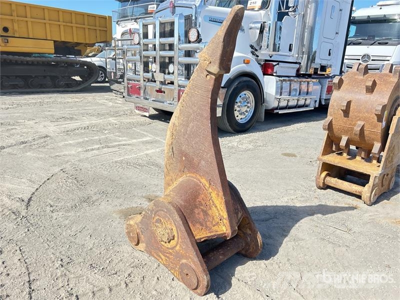  AE Excavator Ripper - Fits Cat 336 Scarifiers