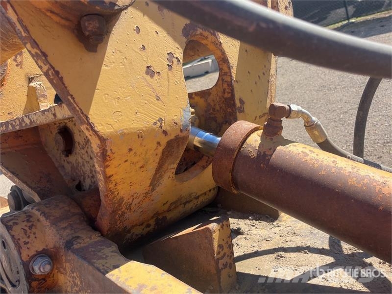 AGM 1800 mm Q/C Hydraulic Tilting Excavator Bucket - F Bakken