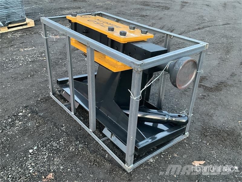 AGT PD750-PZ Skid Steer Post Pounder (Unused) Other components
