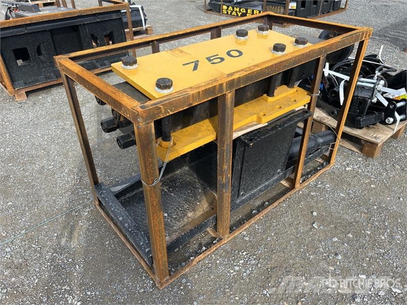 AGT PD750-PZ Skid Steer Post Pounder (Unused) مكونات أخرى