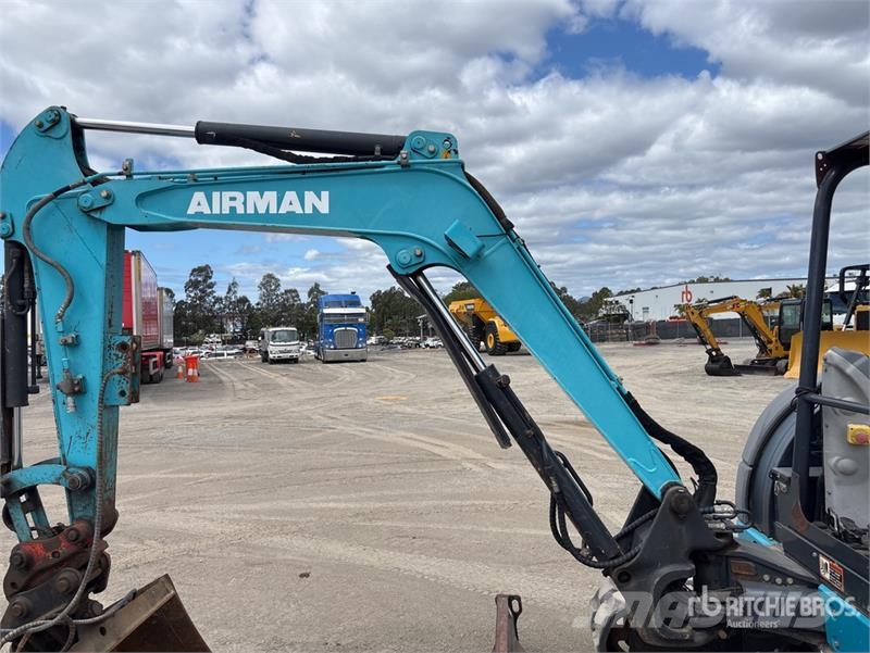 Airman AX48UG-6A Mini Excavator Mini excavators < 7t (Mini diggers)