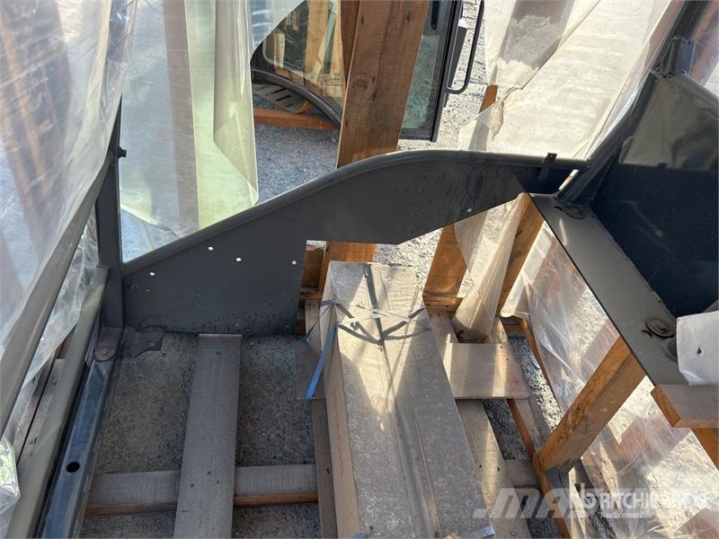 Airman Excavator ROPS Canopy - Fits Airman AX30-50 (Unuse Компоненты строительной техники