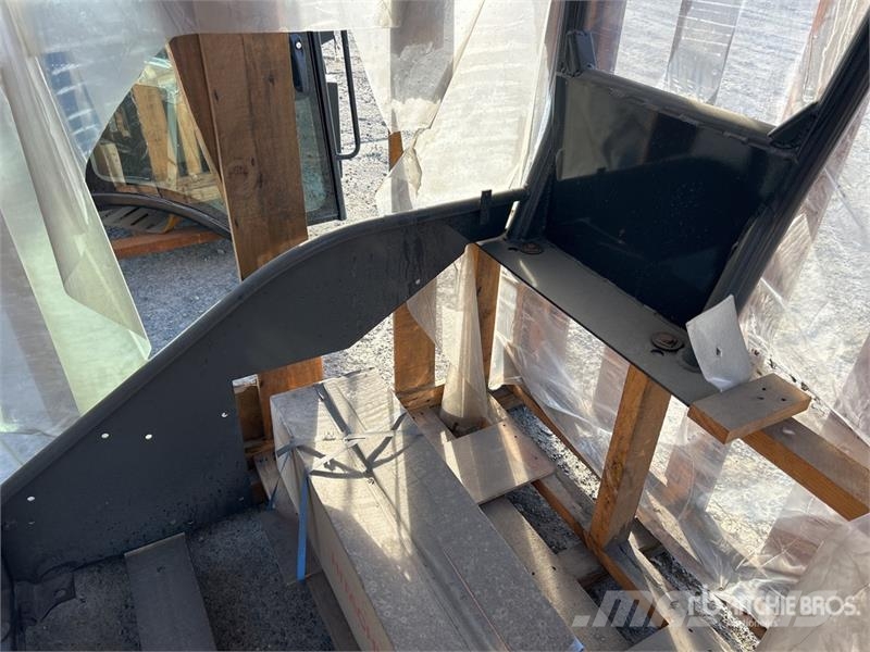 Airman Excavator ROPS Canopy - Fits Airman AX30-50 (Unuse Компоненты строительной техники