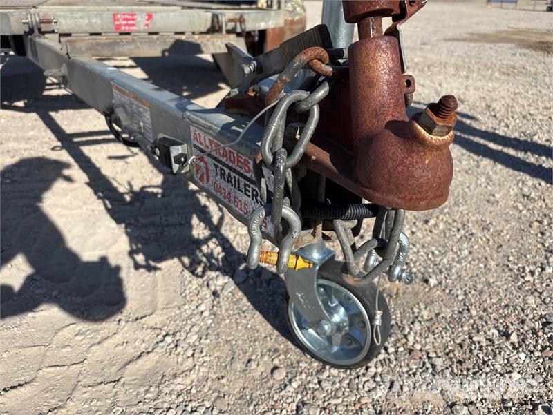  AllTrades 2.4 m T/A Equipment Trailer Rimorchio per il trasporto di veicoli