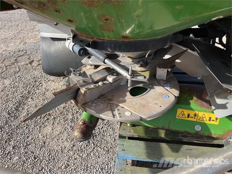 Amazone ZA-TS 3200 3-Point Fertilizer Spreader Самоходные опрыскиватели