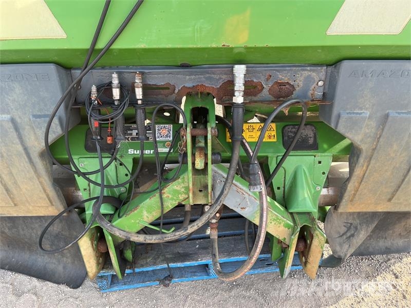 Amazone ZA-TS 3200 3-Point Fertilizer Spreader Самоходные опрыскиватели
