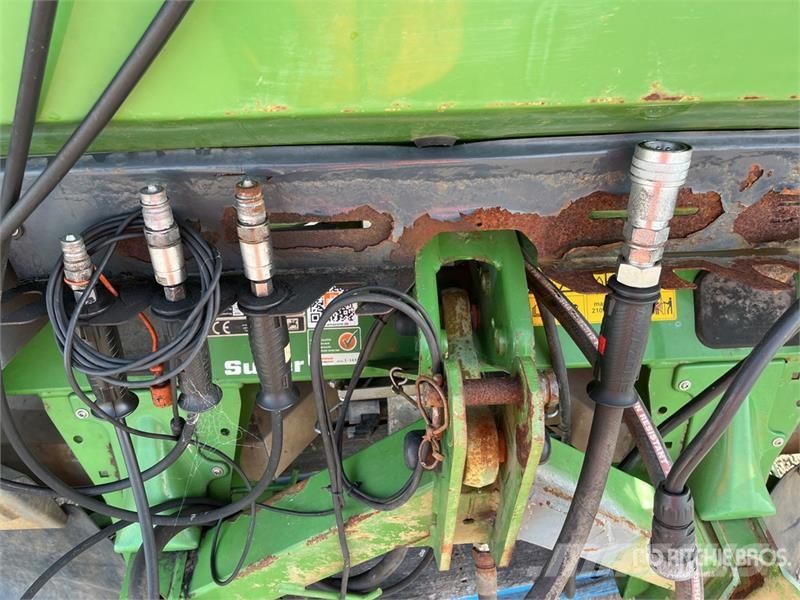 Amazone ZA-TS 3200 3-Point Fertilizer Spreader Самоходные опрыскиватели