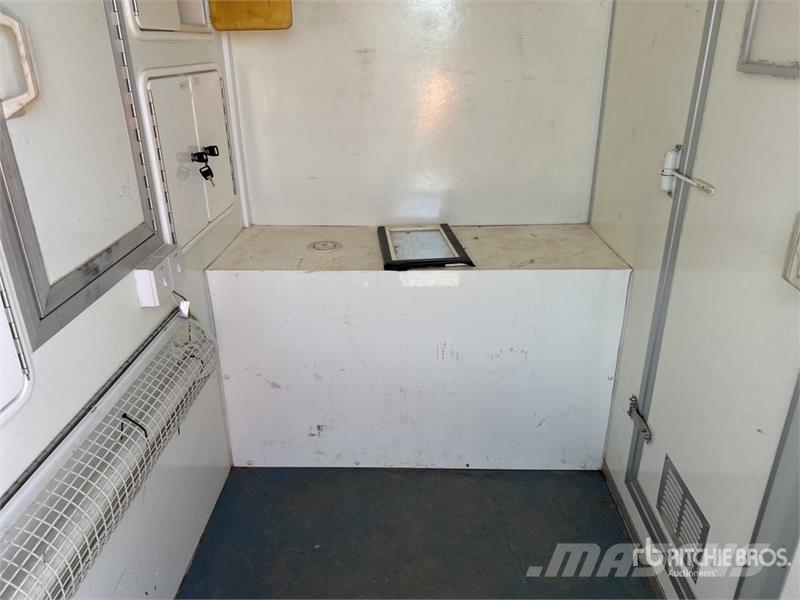 AMS S/A 3 Stage Decontamination Trailer Muud haagised