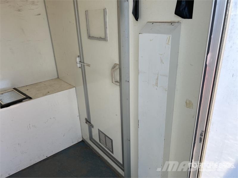 AMS S/A 3 Stage Decontamination Trailer Muud haagised