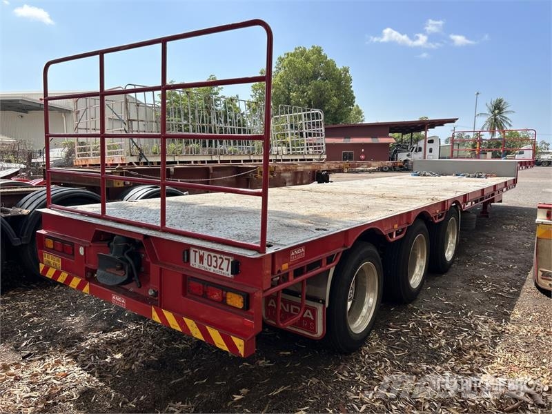  Anda Trailers Tri/A 13.4 m - 21.5 m Extendable Ste مقطوروات مسطحة/مفصلية الجوانب