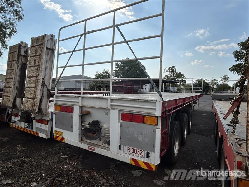  Anda Trailers Tri/A 13.2 m - 21.5 m Extendable Fla مقطوروات مسطحة/مفصلية الجوانب