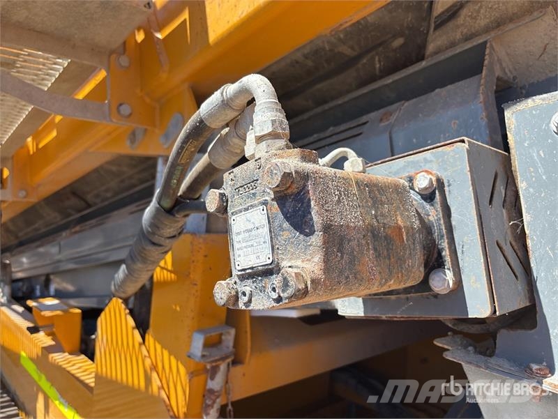 Andaconda DF518 Tracked Incline Scalping Screen Pl Screeners