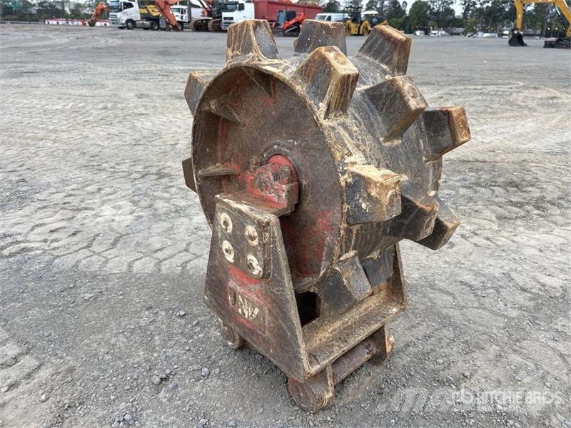 ANT 340 mm Q/C Excavator Compaction Wheel Other components
