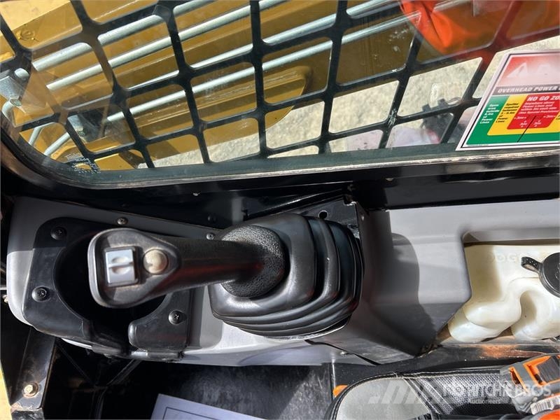 ASV VT70HO Compact Track Loader Liukuohjatut kuormaajat