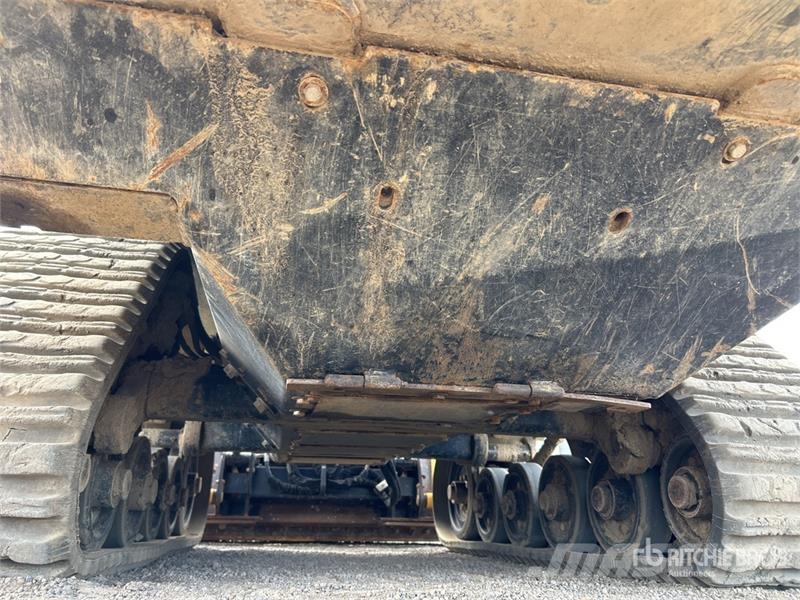 ASV VT70HO Compact Track Loader Liukuohjatut kuormaajat