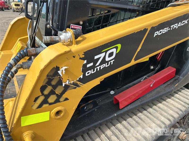 ASV VT70HO Compact Track Loader Liukuohjatut kuormaajat