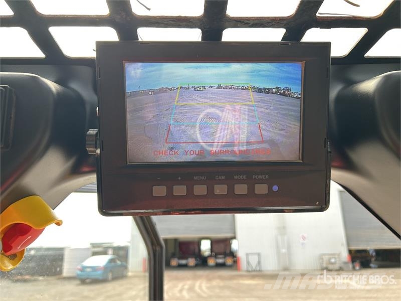 ASV VT70HO Compact Track Loader Liukuohjatut kuormaajat