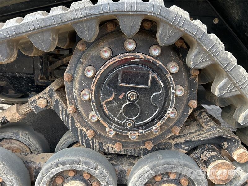 ASV VT70HO Compact Track Loader Liukuohjatut kuormaajat