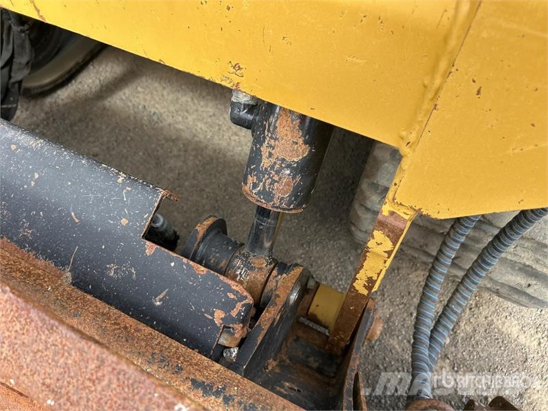 ASV VT70HO Compact Track Loader Liukuohjatut kuormaajat