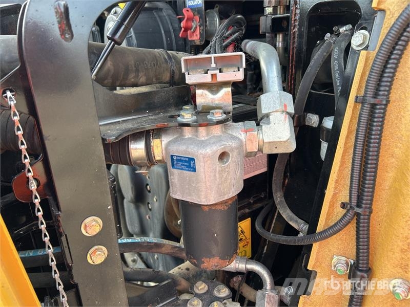 ASV VT70HO Compact Track Loader Liukuohjatut kuormaajat