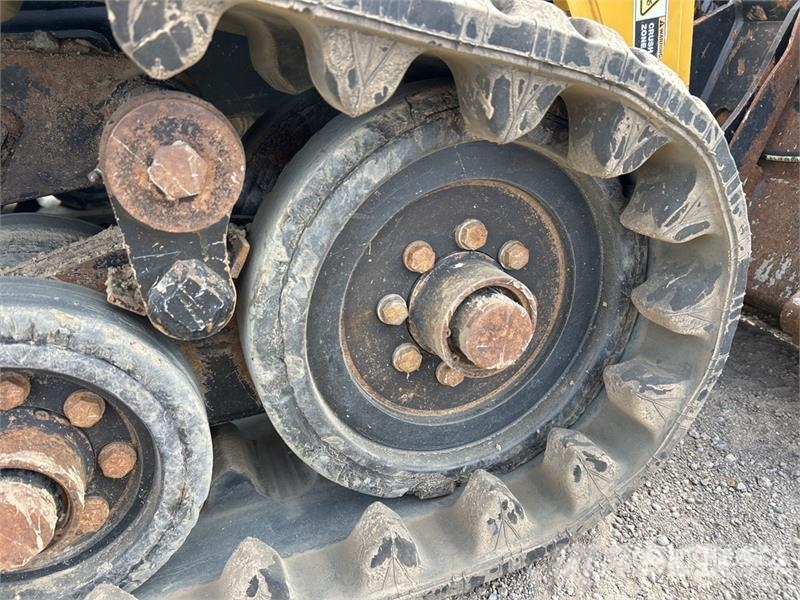 ASV VT70HO Compact Track Loader Liukuohjatut kuormaajat